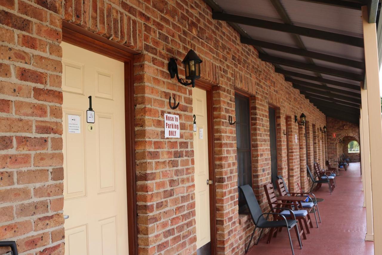 Sandstock Motor Inn Armidale Extérieur photo